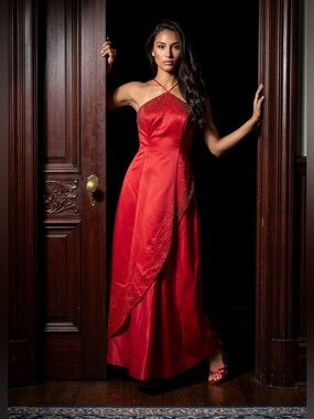 Red Beaded Halter Evening Gown size unknown Morgan and Co by Linda Bernell